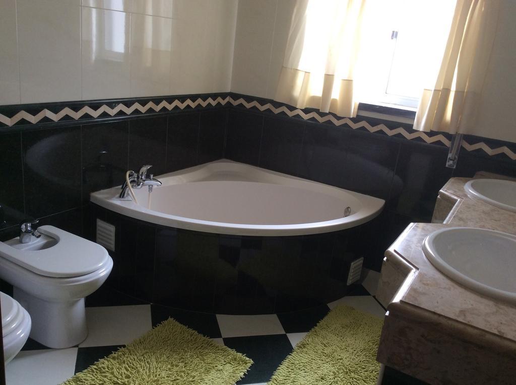 Vivenda Azevedo Hotel Nazaré Cameră foto